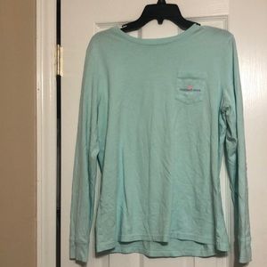 Classic Vineyard Vines Tshirt.